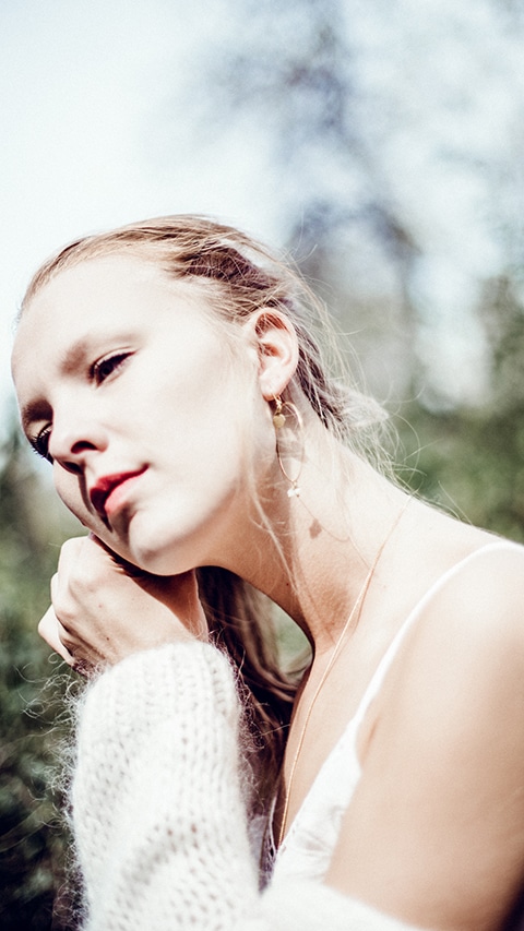 Fashion photographie pour la marque de bijoux Foxy M.A. .Portrait Couleur